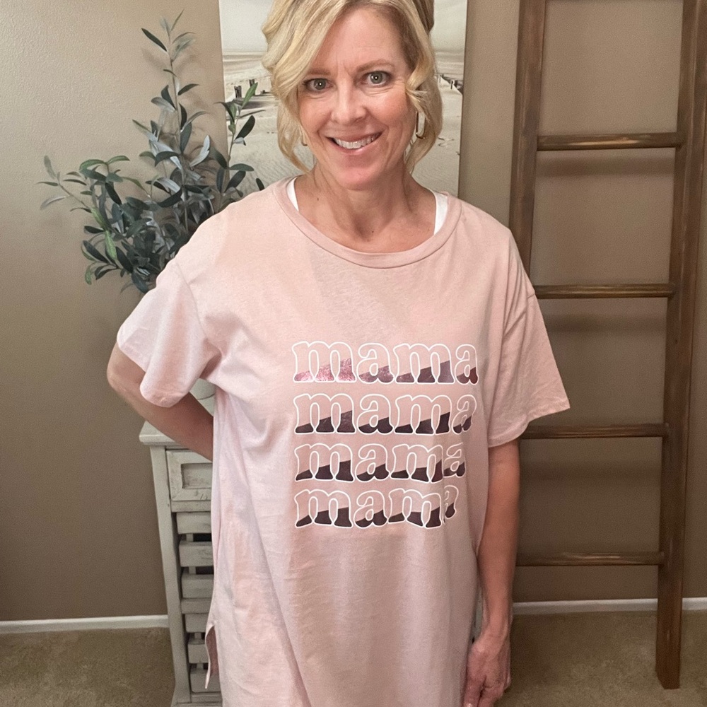 Oversized light mauve Mama' Graphic T-Shirt